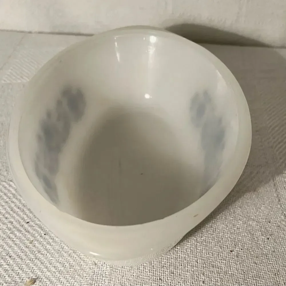 Glasbake 1 Qt Oval Casserole w/ Blue Daisy Floral Design.Used As Prop On TV Show